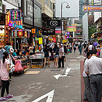 shoe shops churchill square